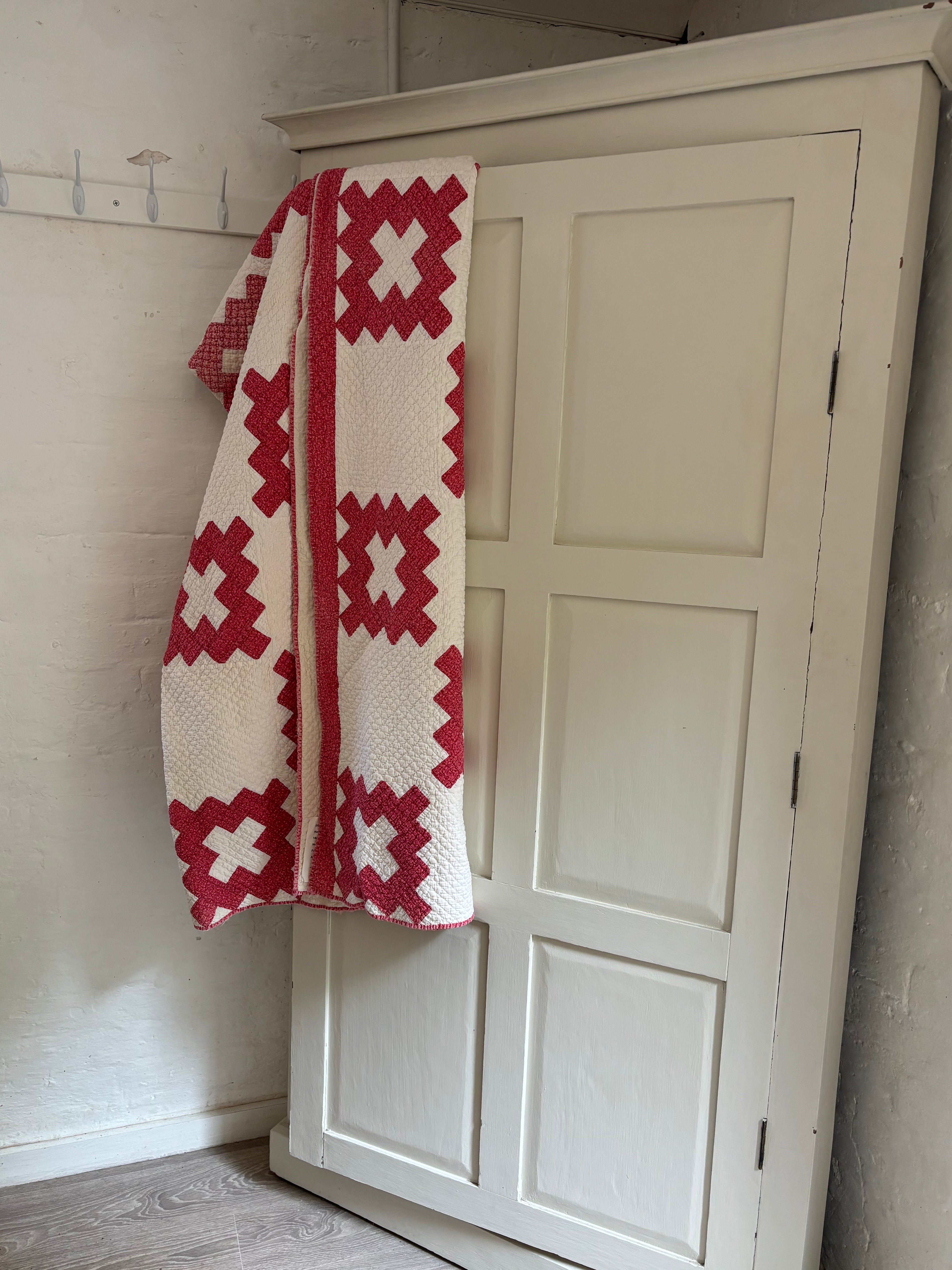 Large antique ‘chimney sweep’ quilt