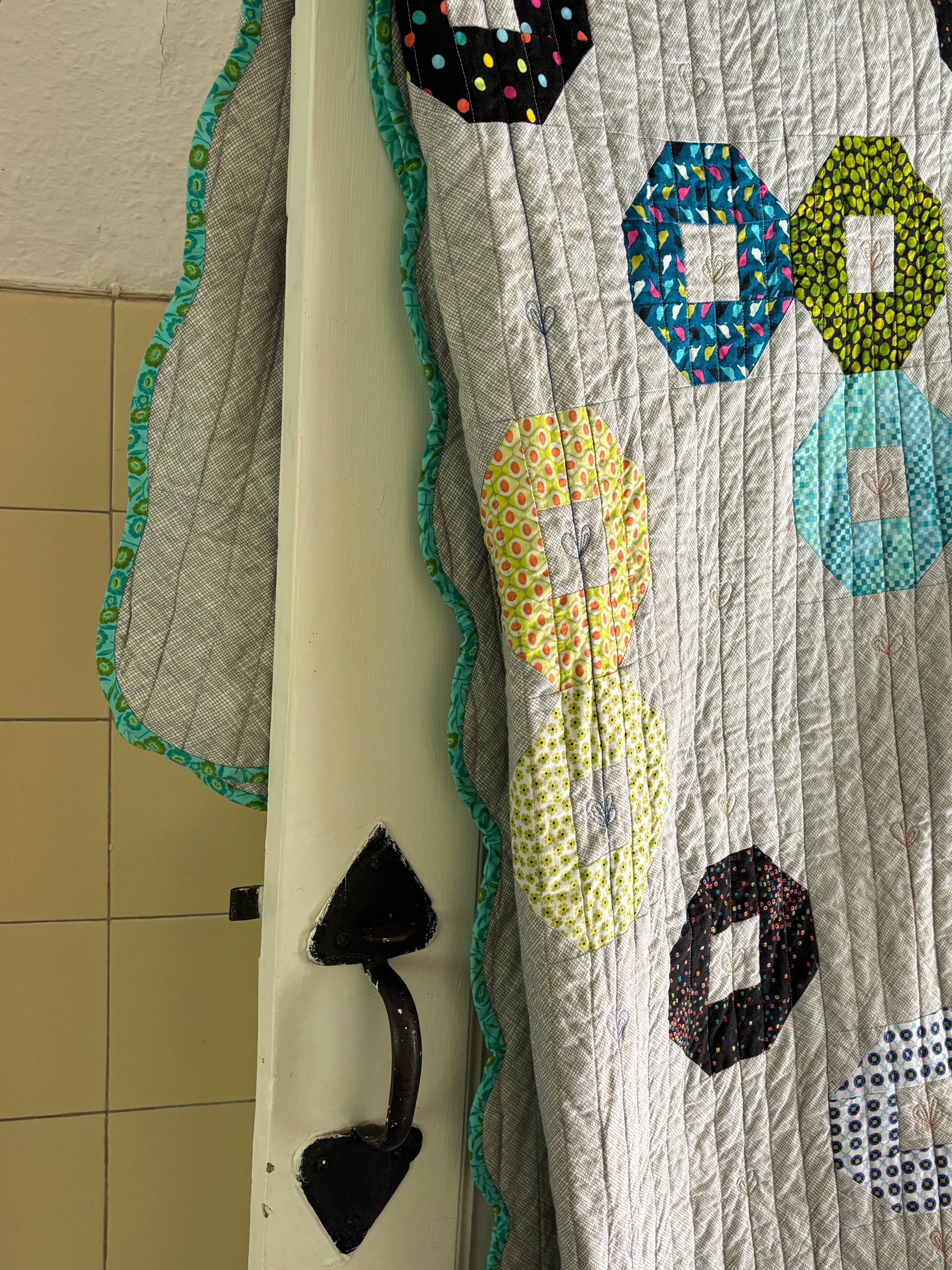 Contemporary king quilt